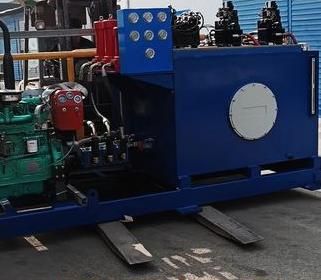 國立(lì)液壓，生産大型液(ye)壓站，技術先進，設(she)備精良，歡迎咨詢(xún)！